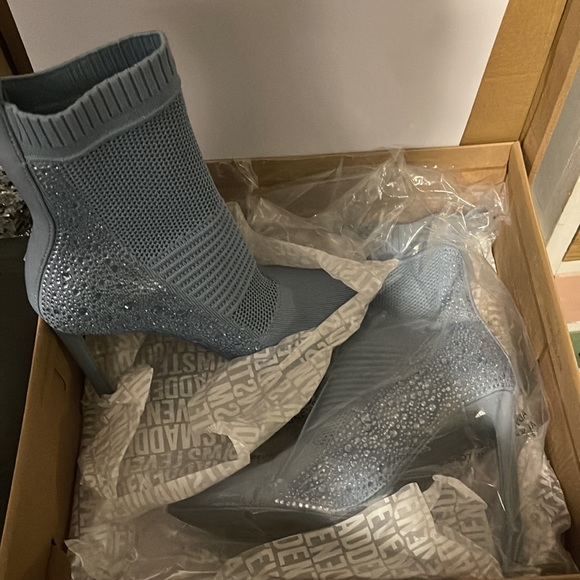 Maxwelle Blue Booties - Picture 4 of 10